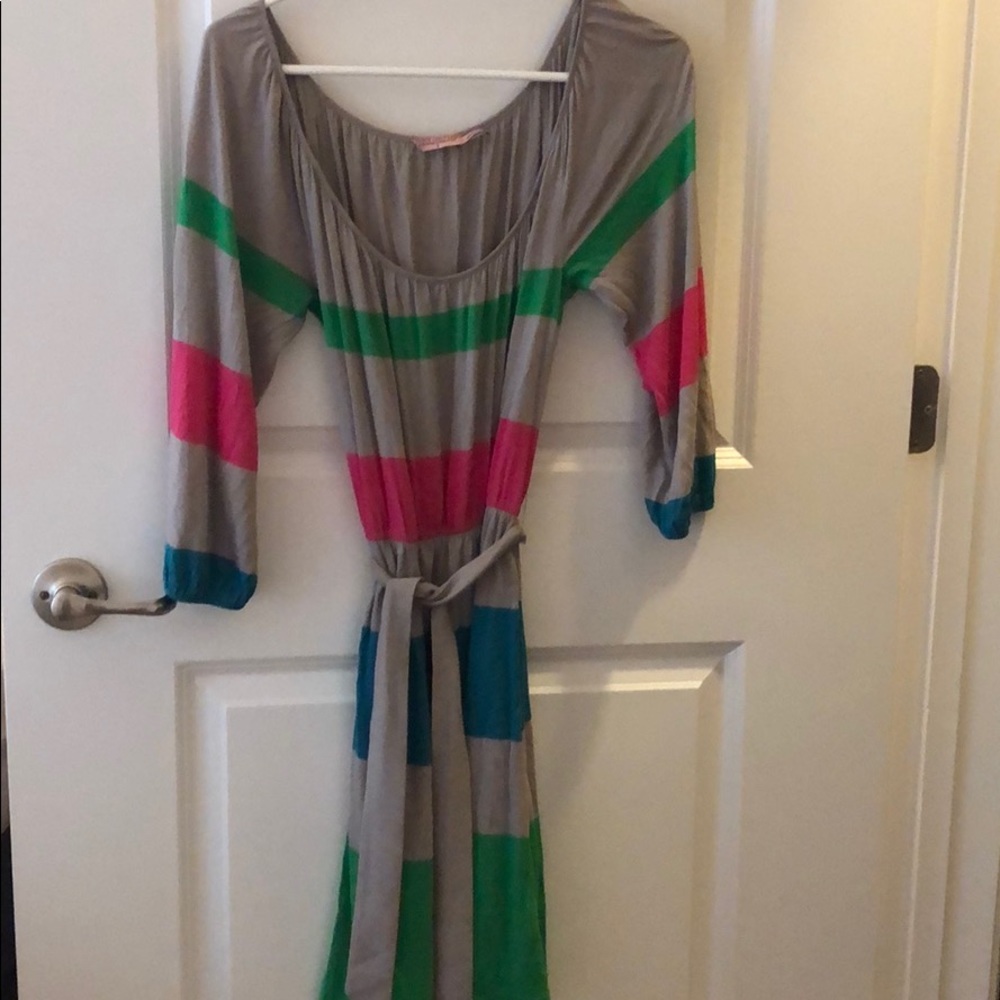 Juicy stripped dress with tie